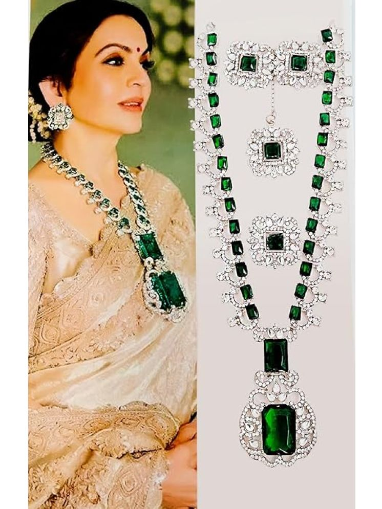     			PUJVI Green Alloy Necklace Set ( Pack of 1 )