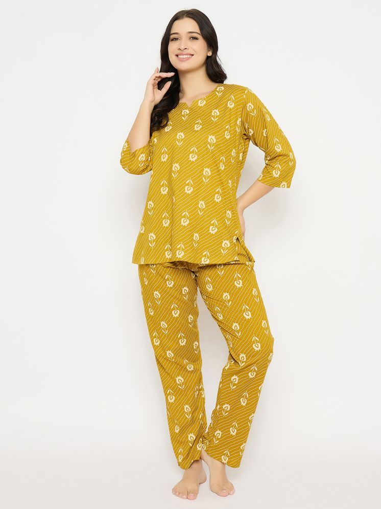     			Clovia Yellow Rayon Women's Nightwear Nightsuit Sets ( Pack of 1 )