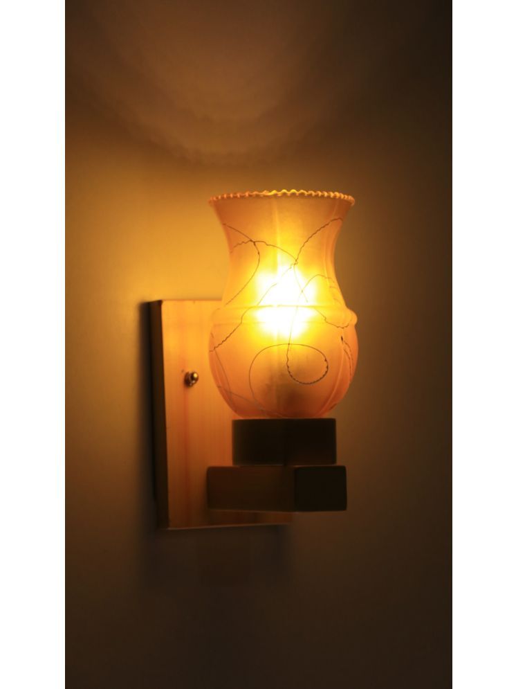     			VAGalleryKing Brown Up Light Wall Lamp ( Pack of 1 )