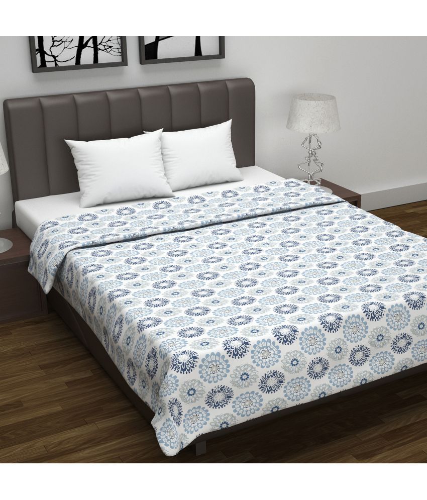     			DIVINE CASA Cotton Floral Printed Double Bed Blanket ( 220 cm x 205 cm ) - Blue ( Pack of 1 )