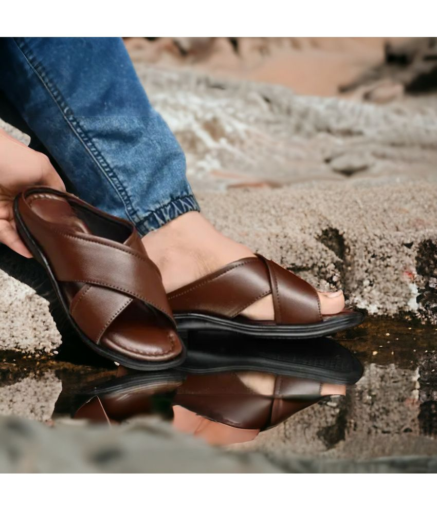     			INFINITRENZ - Brown Men's Sandals