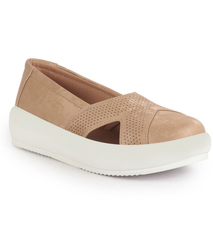     			Fausto Beige Women's Slip On