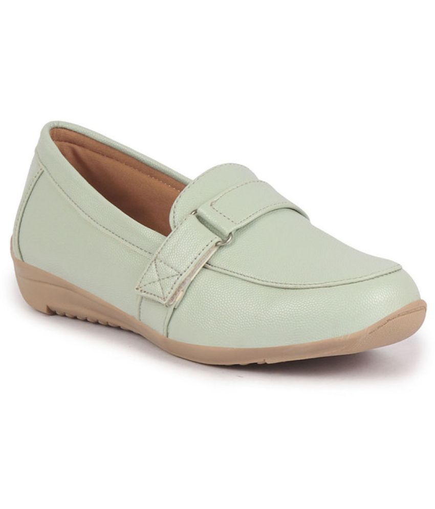     			Fausto Green Women's Slip On