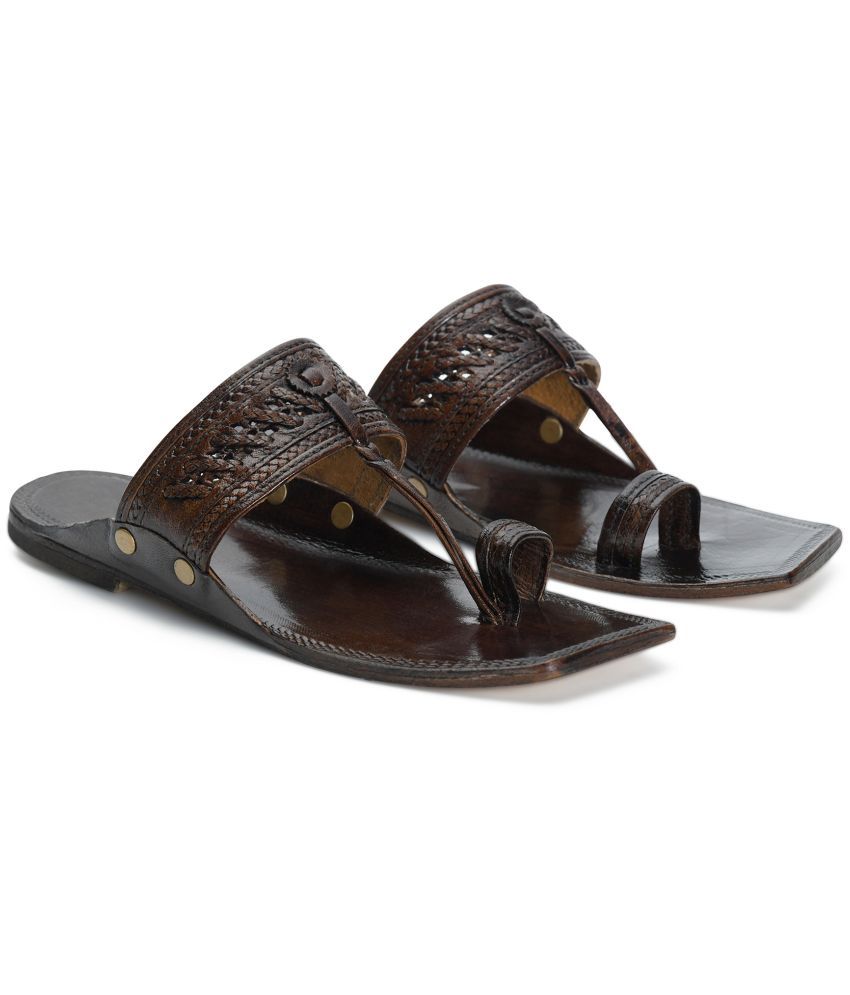     			STEPSOFT Brown Men's Kolhapuris