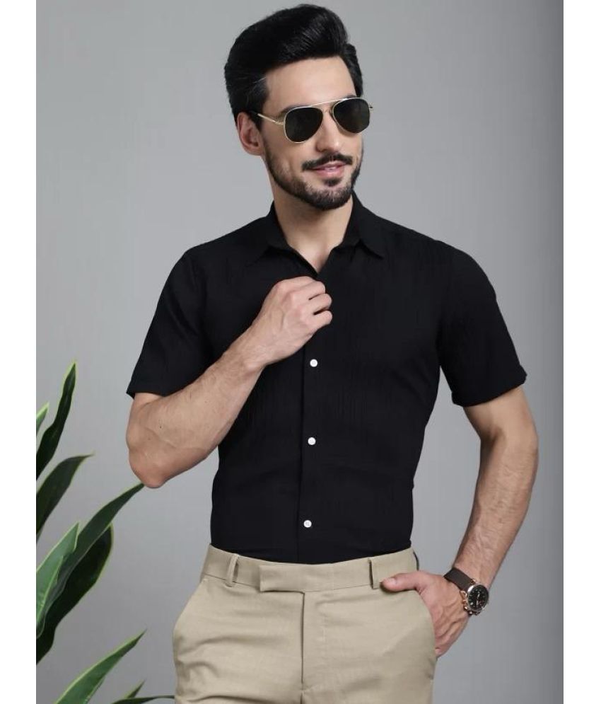     			S-LINE 100% Cotton Slim Fit Solids Half Sleeves Men's Casual Shirt - Black ( Pack of 1 )