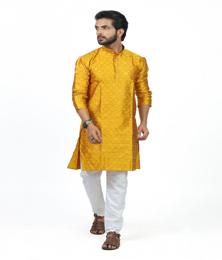     			HARPITA Yellow Silk Regular Fit Men's Kurta Pyjama Set ( Pack of 2 )