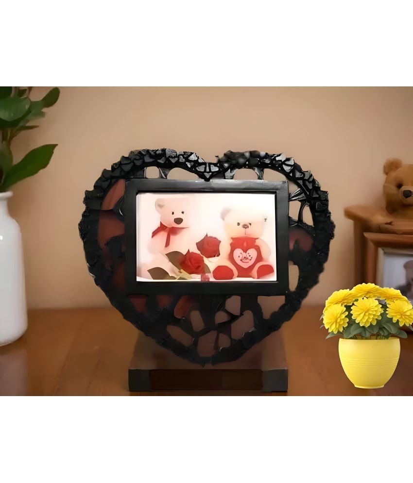     			CHARKEE PVC Multicolour Single Photo Frame No. of Pieces- 1