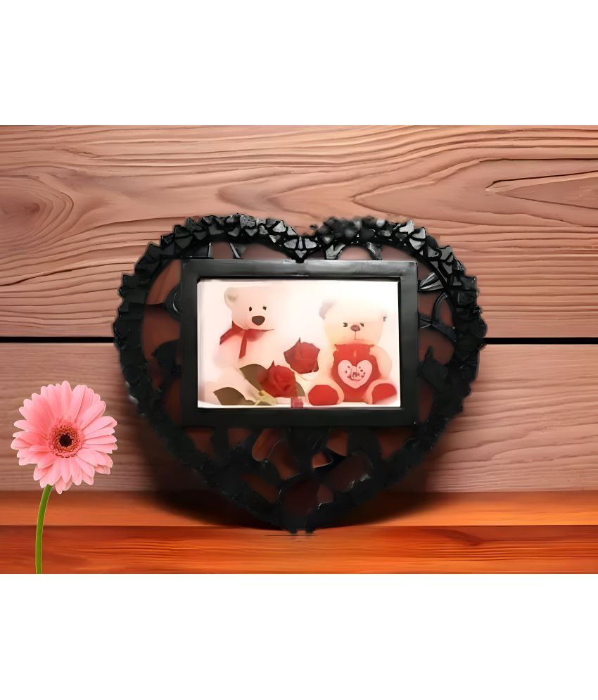     			CHARKEE PVC Multicolour Single Photo Frame No. of Pieces- 1