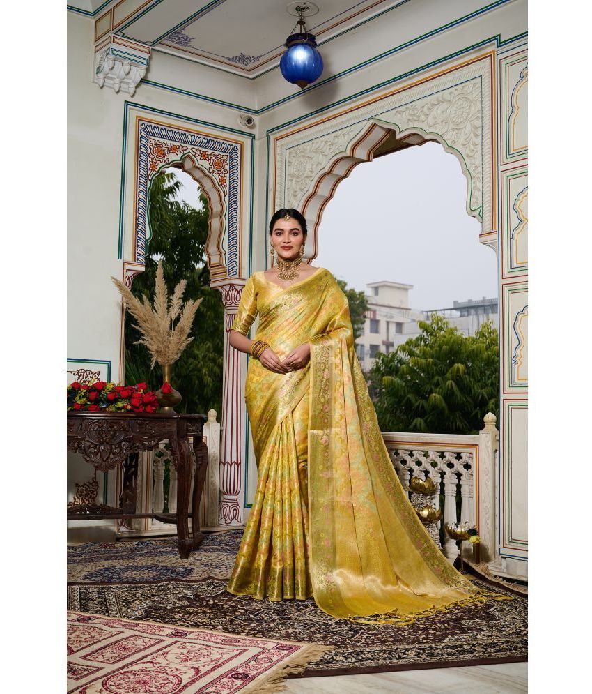     			Gullak Banarasi Silk Printed Saree With Blouse Piece ( Yellow , Pack of 1 )