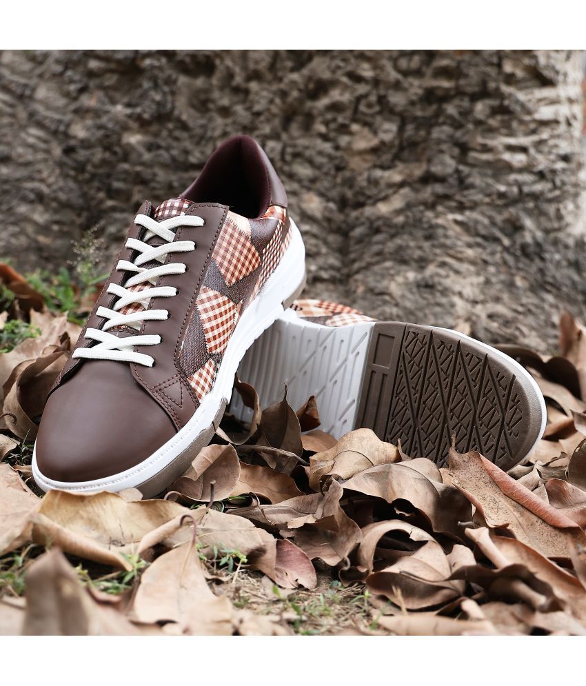     			koburg Brown Men's Sneakers