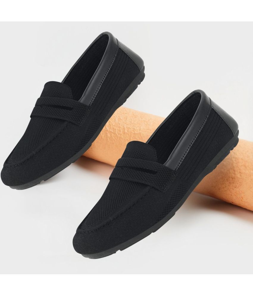     			Jootiyapa Black Men's Mojaris