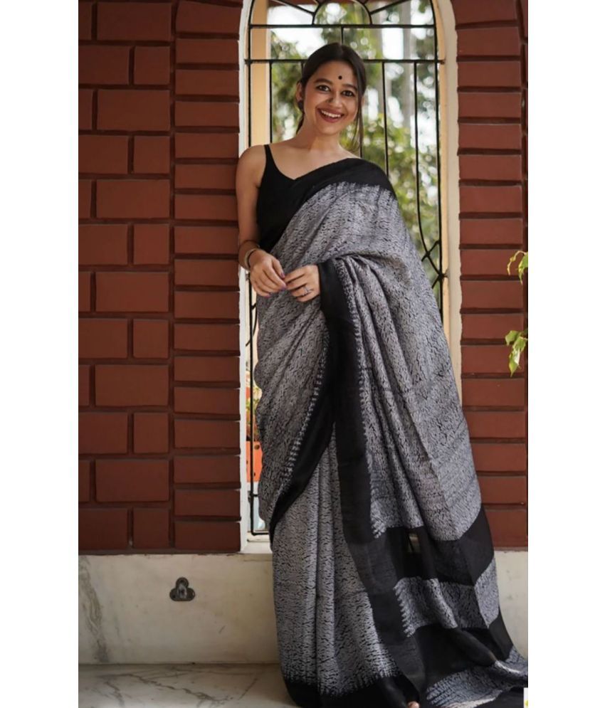     			Pheasant Pack of 1 Cotton Blend Woven Saree With Blouse Piece ( Black )