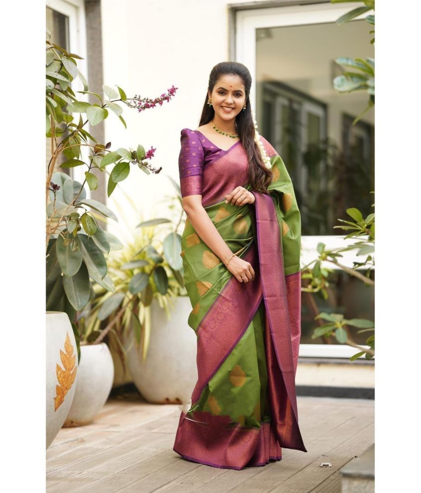     			Pheasant Pack of 1 Jacquard Applique Saree With Blouse Piece ( Green )