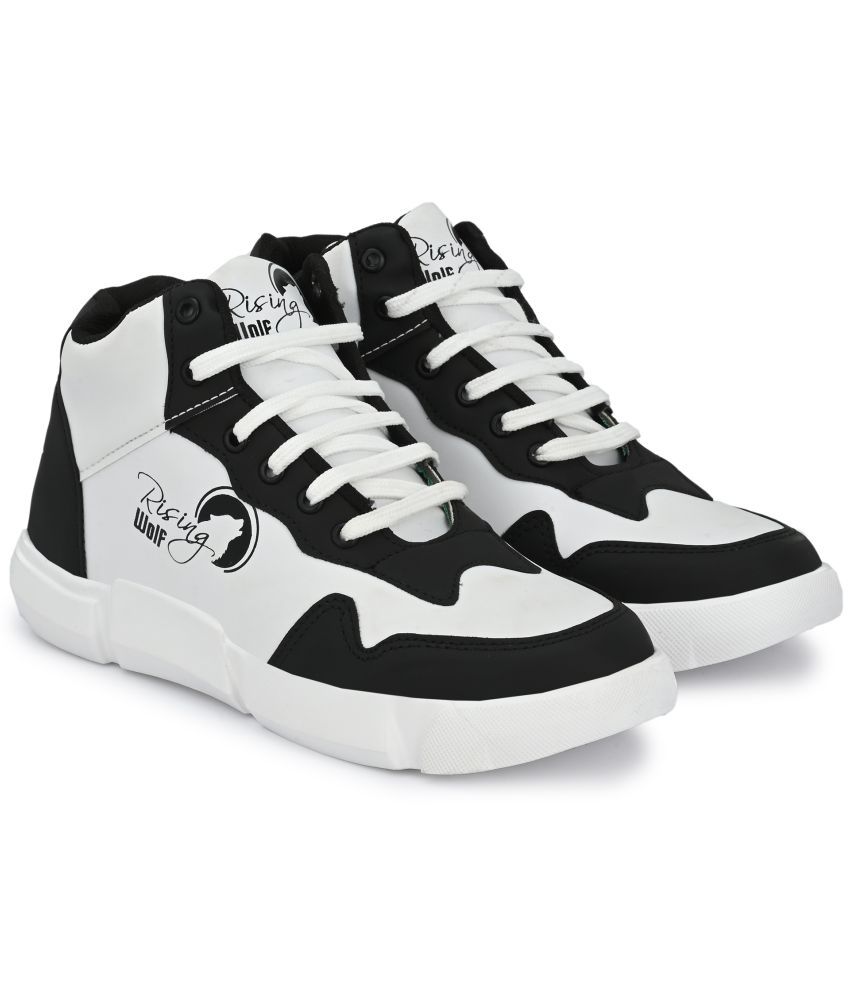     			Rising Wolf Black Men's Sneakers