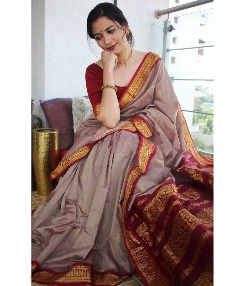     			Vividvibe Pack of 1 Kanjivaram Silk Self Design Saree With Blouse Piece ( Brown )