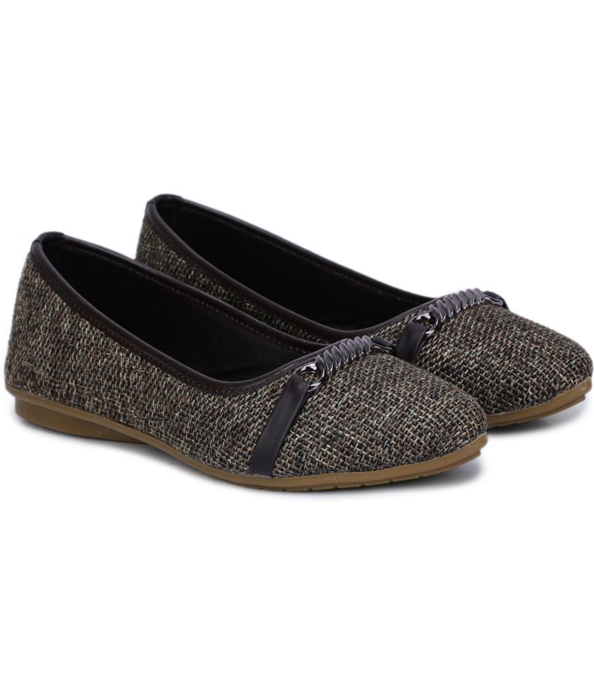     			Moonwalk Gray Women's Casual Ballerinas