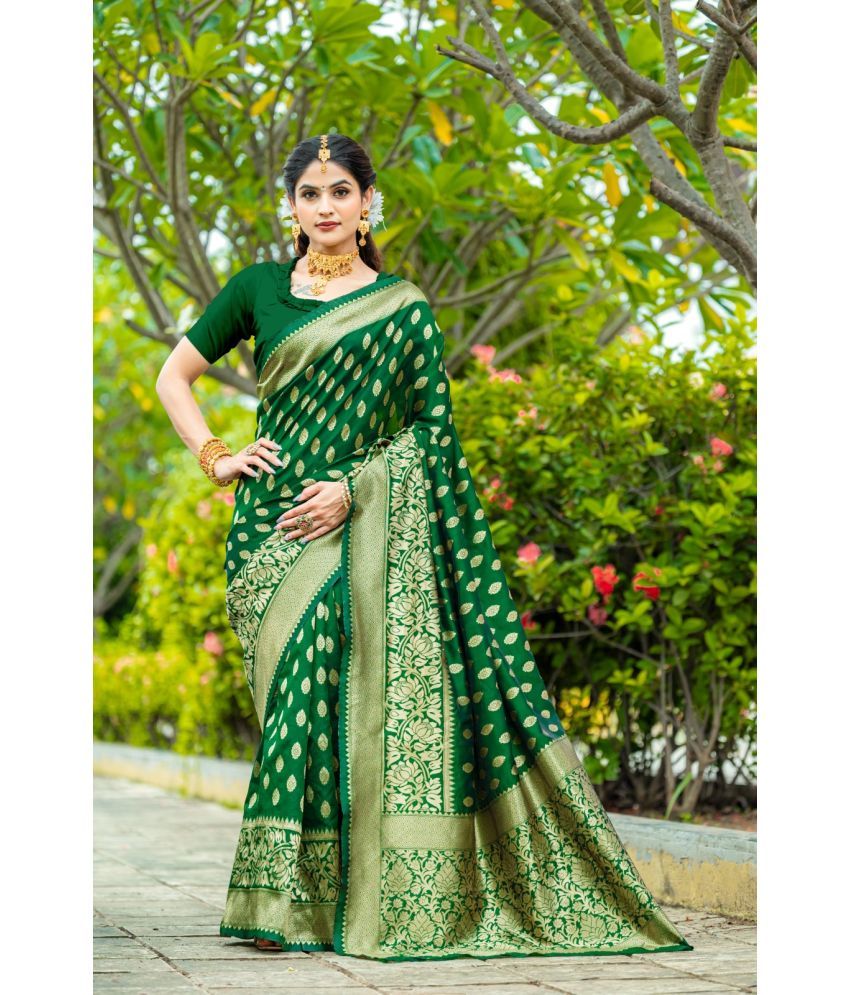     			Vibhagyaa Silk Self Design Saree With Blouse Piece ( Green , Pack of 1 )