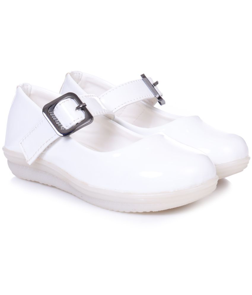     			Fashionable Bellies for Girls – Perfect for Casual & Party Looks (White)