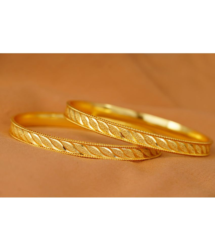     			JFL - Jewellery For Less Gold Bangle Set ( Pack of 2 )