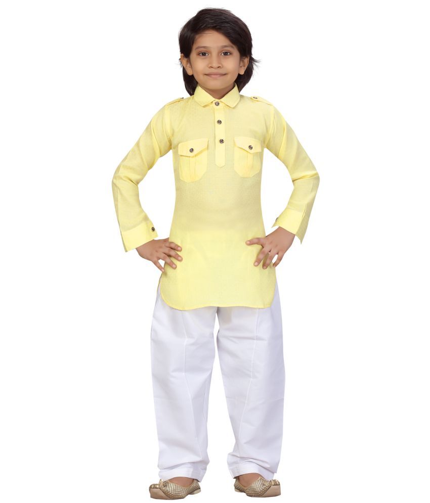     			Aarika Boys Cotton Solid - Pattern Kurta Pyjama Set ( Yellow , Pack of 1 )