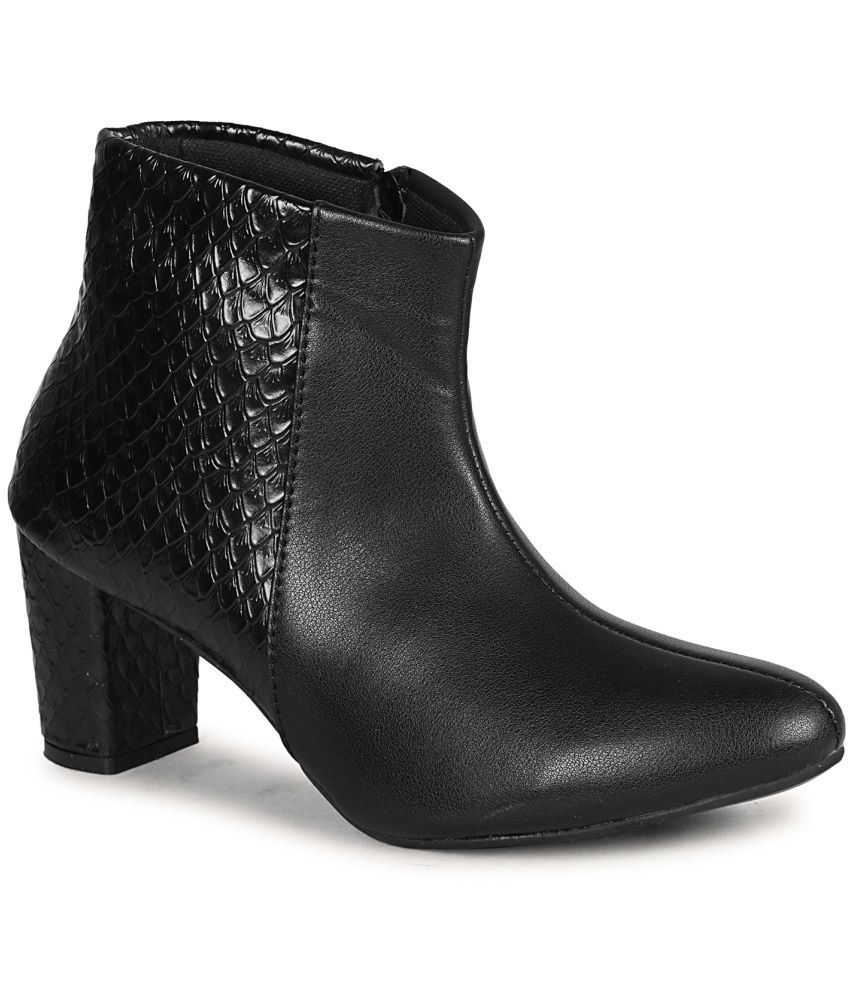     			Ishransh Black Women's Ankle Length Boots