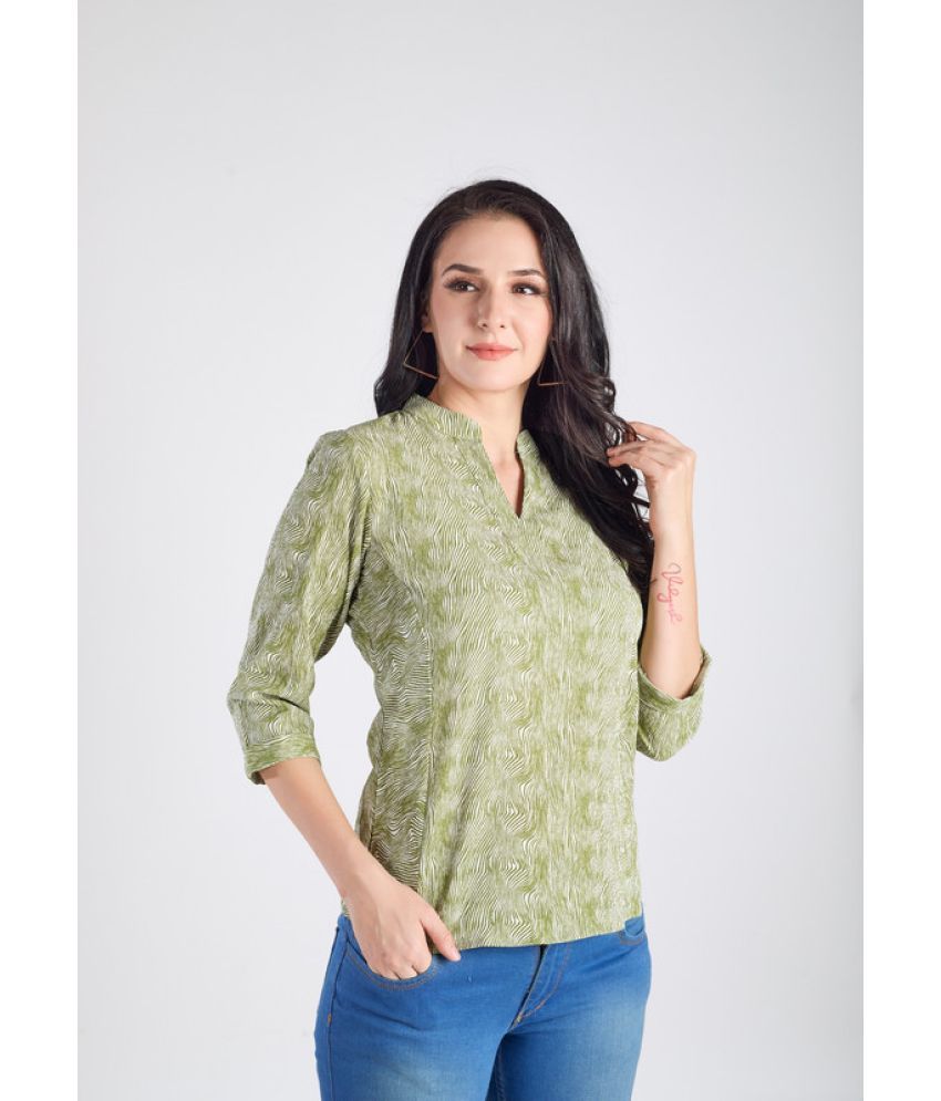     			Mantra Fashion Green Crepe Women's Regular Top ( Pack of 1 )