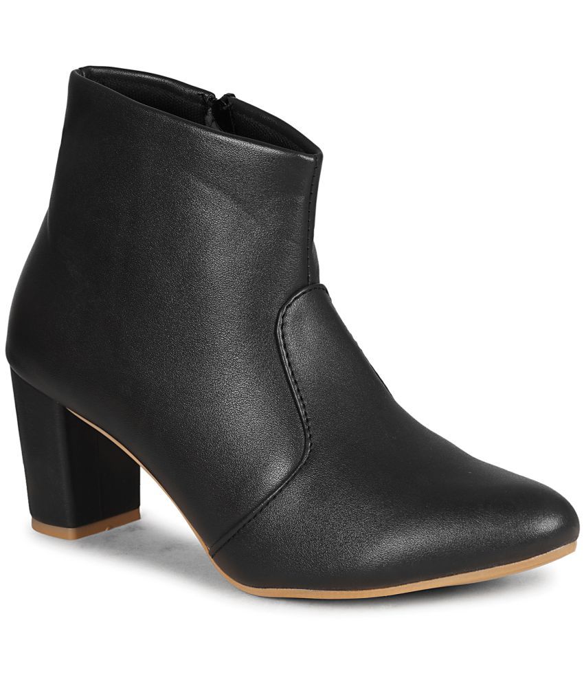     			Saheb Black Women's Ankle Length Boots