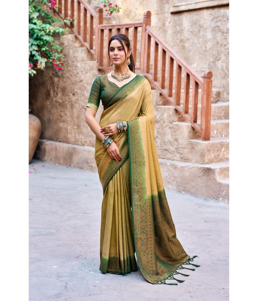     			SARIK  FASHION Banarasi Silk Woven Saree With Blouse Piece ( Green , Pack of 1 )