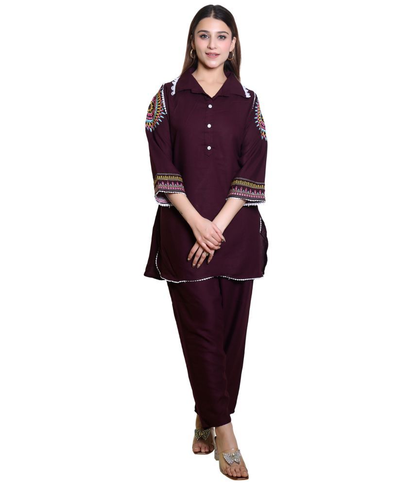     			HeteShe Cotton Embroidered Kurti With Pants Women's Stitched Salwar Suit - Purple ( Pack of 1 )