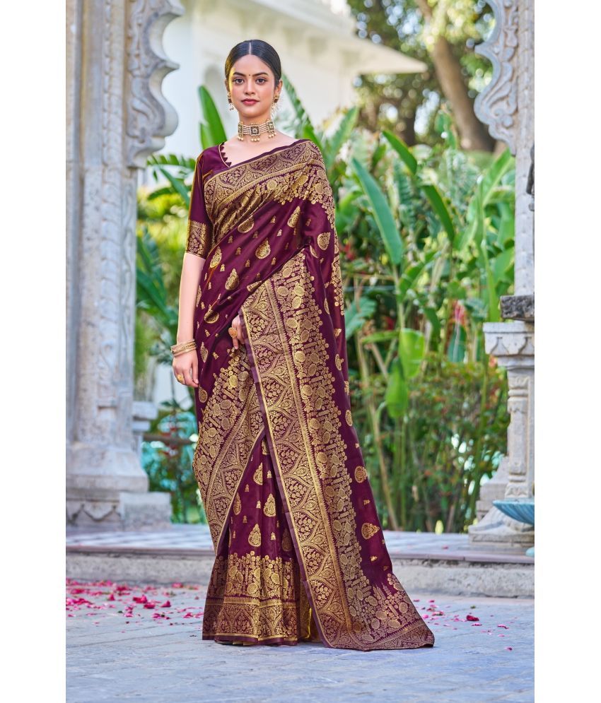     			Vastukala Silk Woven Saree With Blouse Piece ( Purple , Pack of 1 )