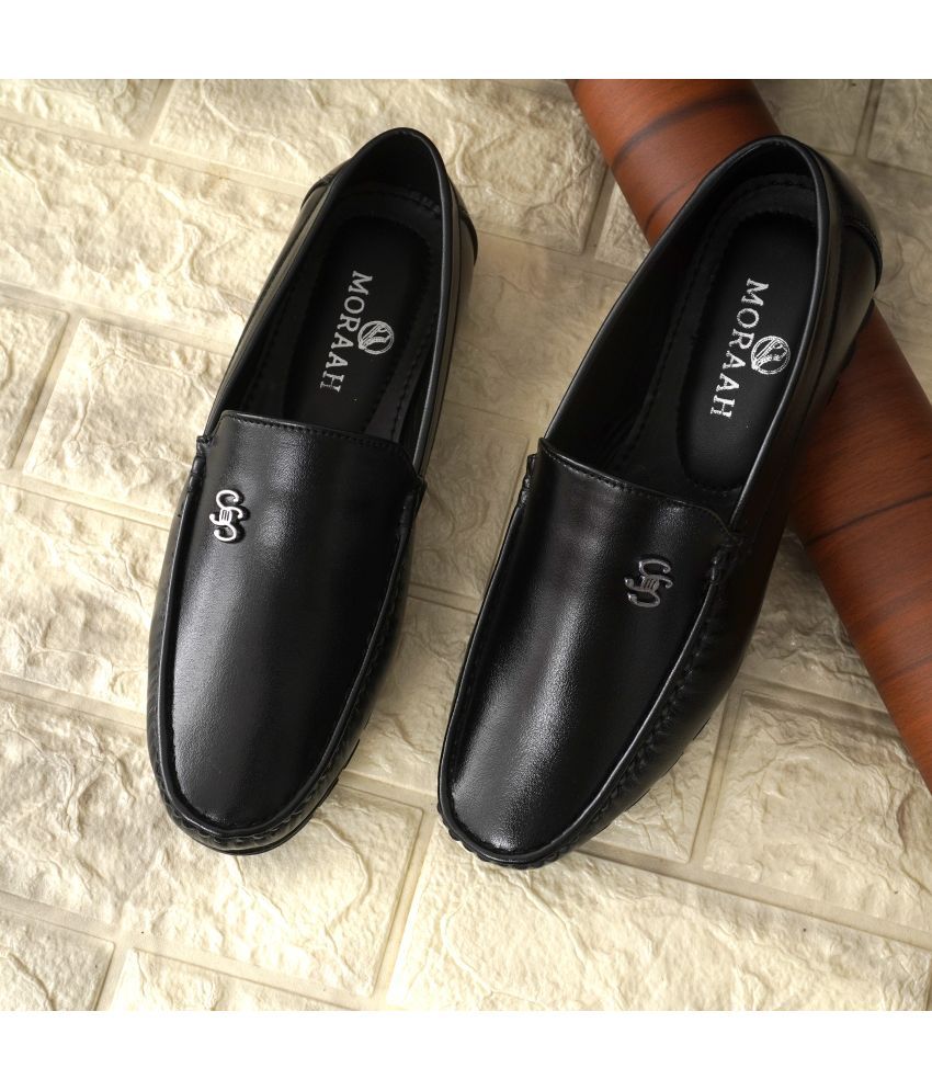     			MORAAH Black Men's Slip on