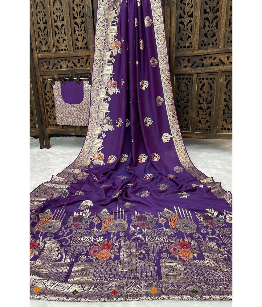     			fab woven Kanjivaram Silk Woven Saree With Blouse Piece ( Purple , Pack of 1 )