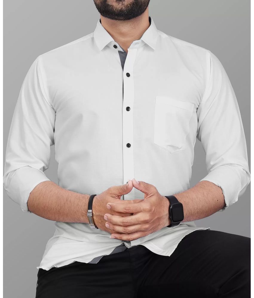     			VERTUSY Cotton Blend Regular Fit Solids Full Sleeves Men's Casual Shirt - White ( Pack of 1 )