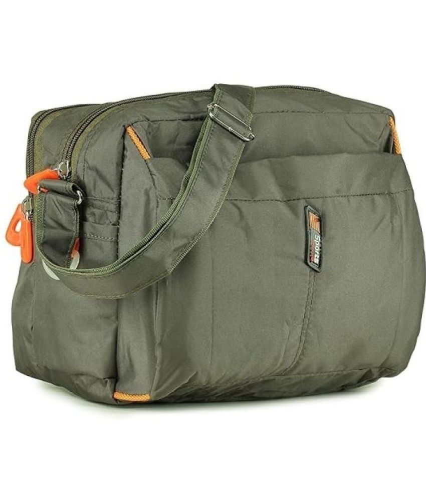     			Ropexo Green Solid Messenger Bag