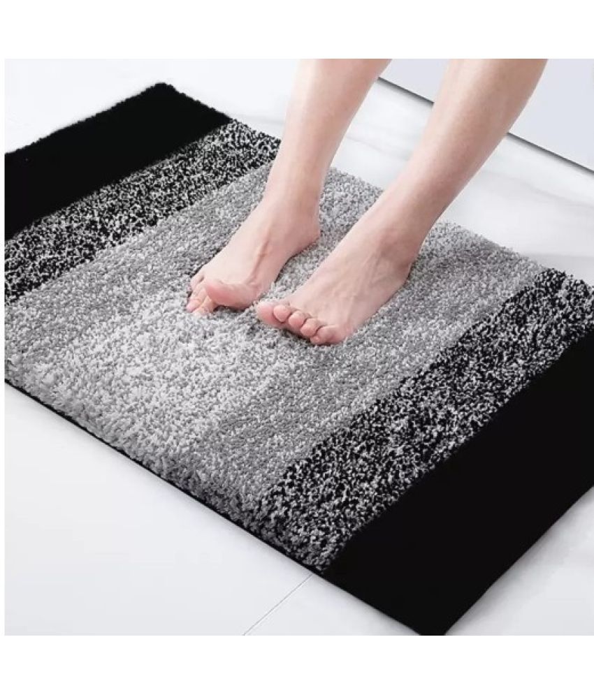     			RADECOR Black Cotton Rectangular Floor Mat ( Pack of 1 )