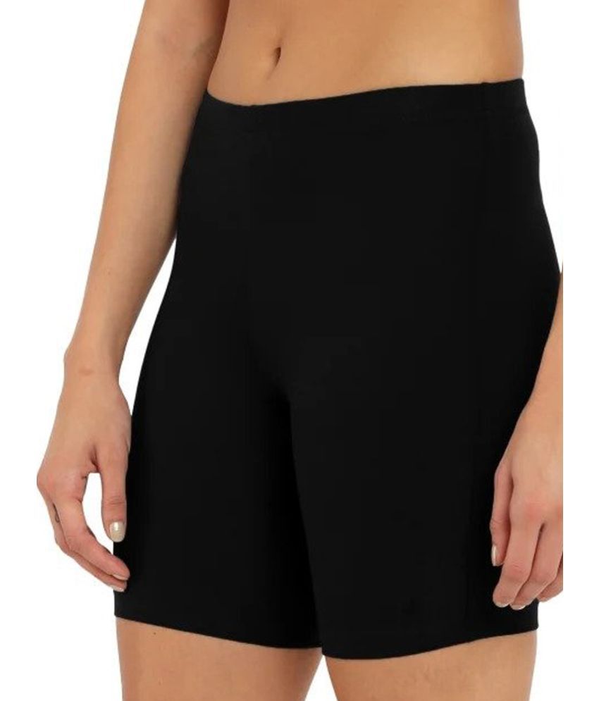     			Outflits Black Cotton Solid Shorts - Single