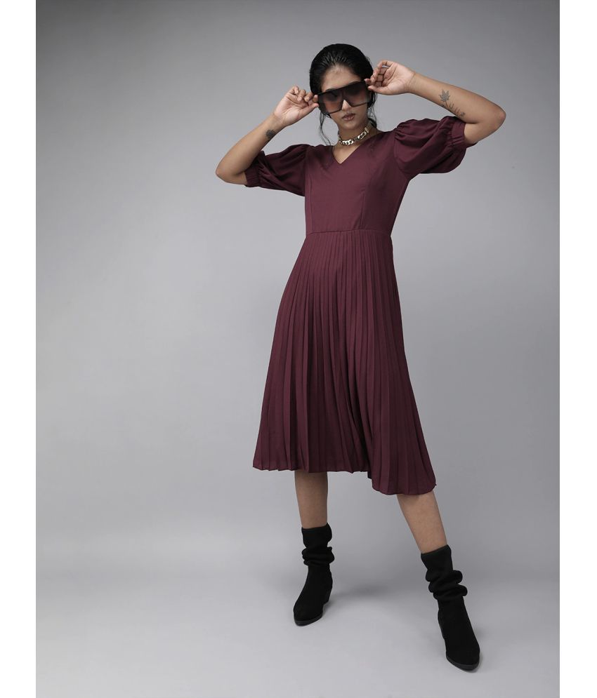     			Rare Poly Georgette Maroon Fit And Flare Dress - Single