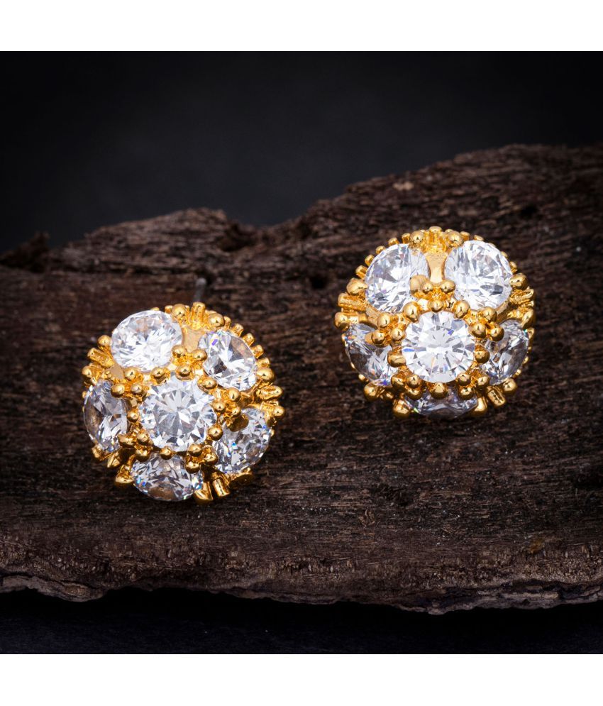     			Sukkhi Dazzling Gold Plated Stud Earring For Women