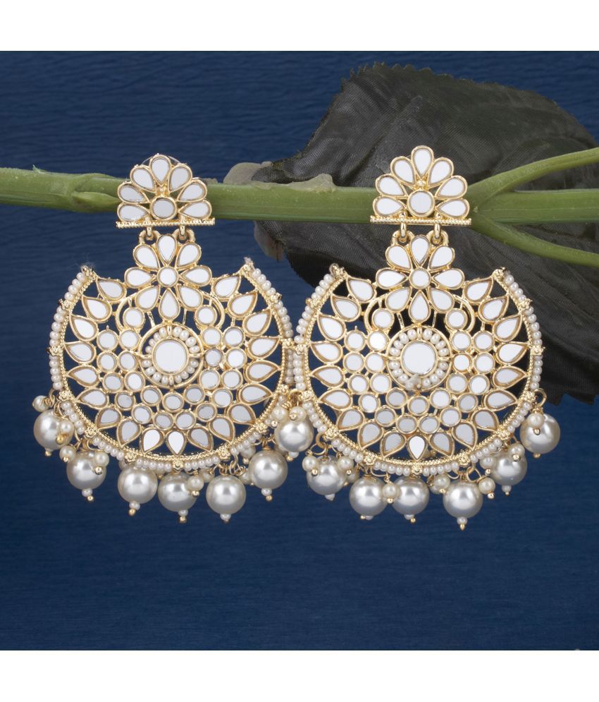     			Sukkhi Modish Gold Plated Drop Earring For Women