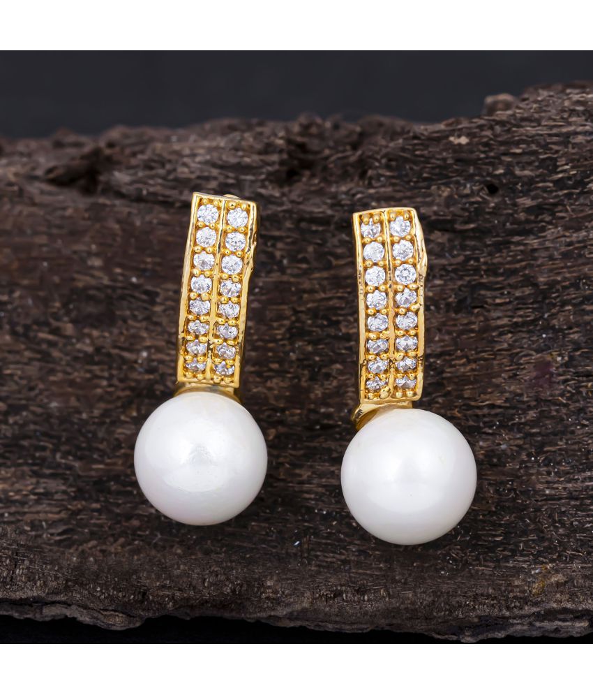     			Sukkhi Splendid Gold Plated Drop Earring For Women