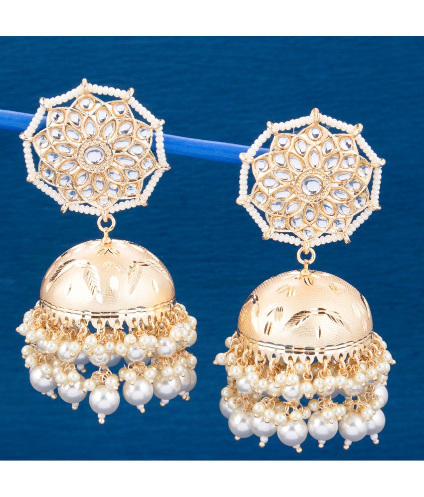     			Sukkhi Stunning Gold Plated Floral Jumaki Earring For Women