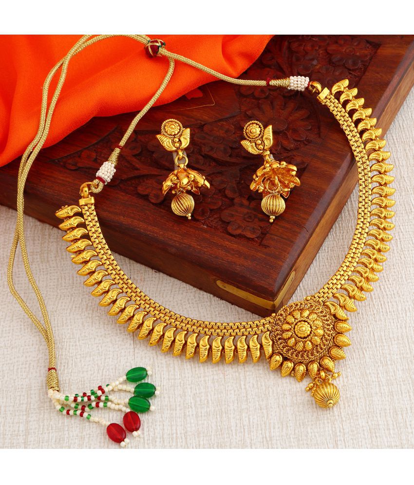     			Sukkhi - Gold Alloy Necklace Set ( Pack of 2 )