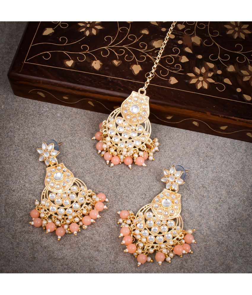     			Sukkhi Marvellous Peach Gold Plated Kundan Chandelier Earring Mangtikka Set For Women