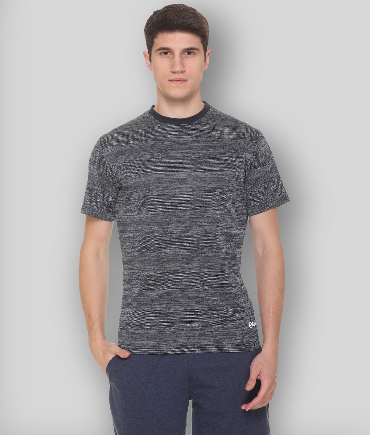     			OBAAN - Navy Blue Polyester Slim Fit Men's T-Shirt ( Pack of 1 )