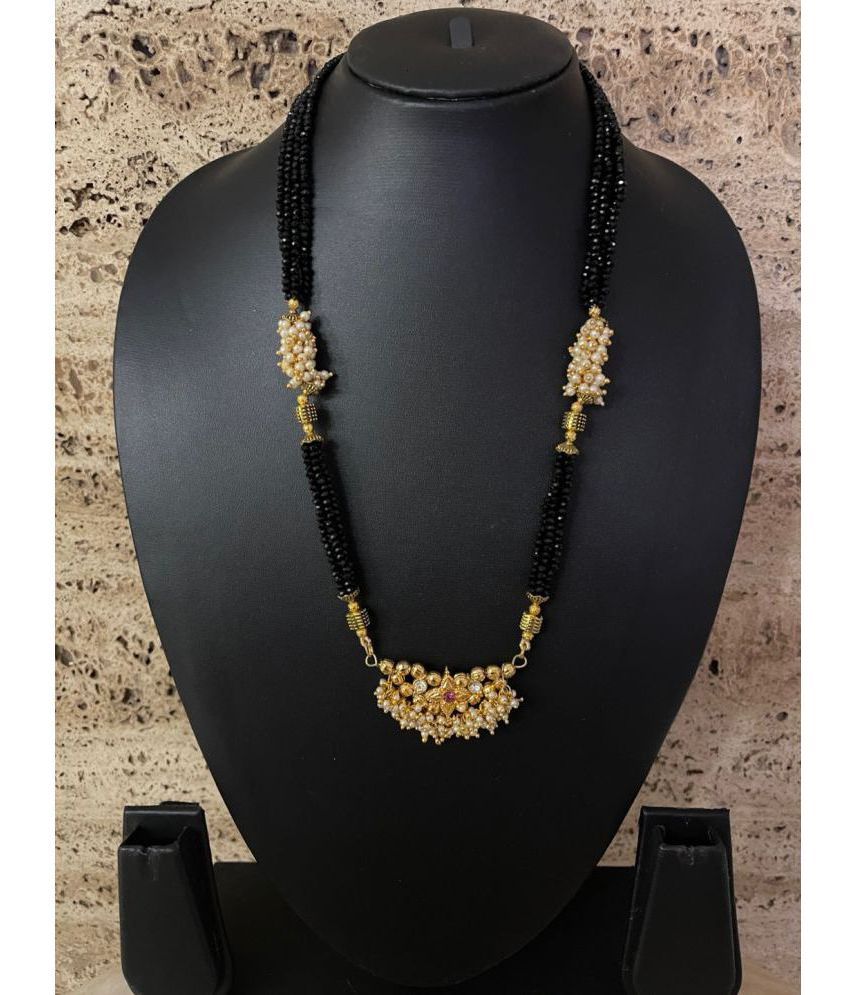 mangalsutra design with moti