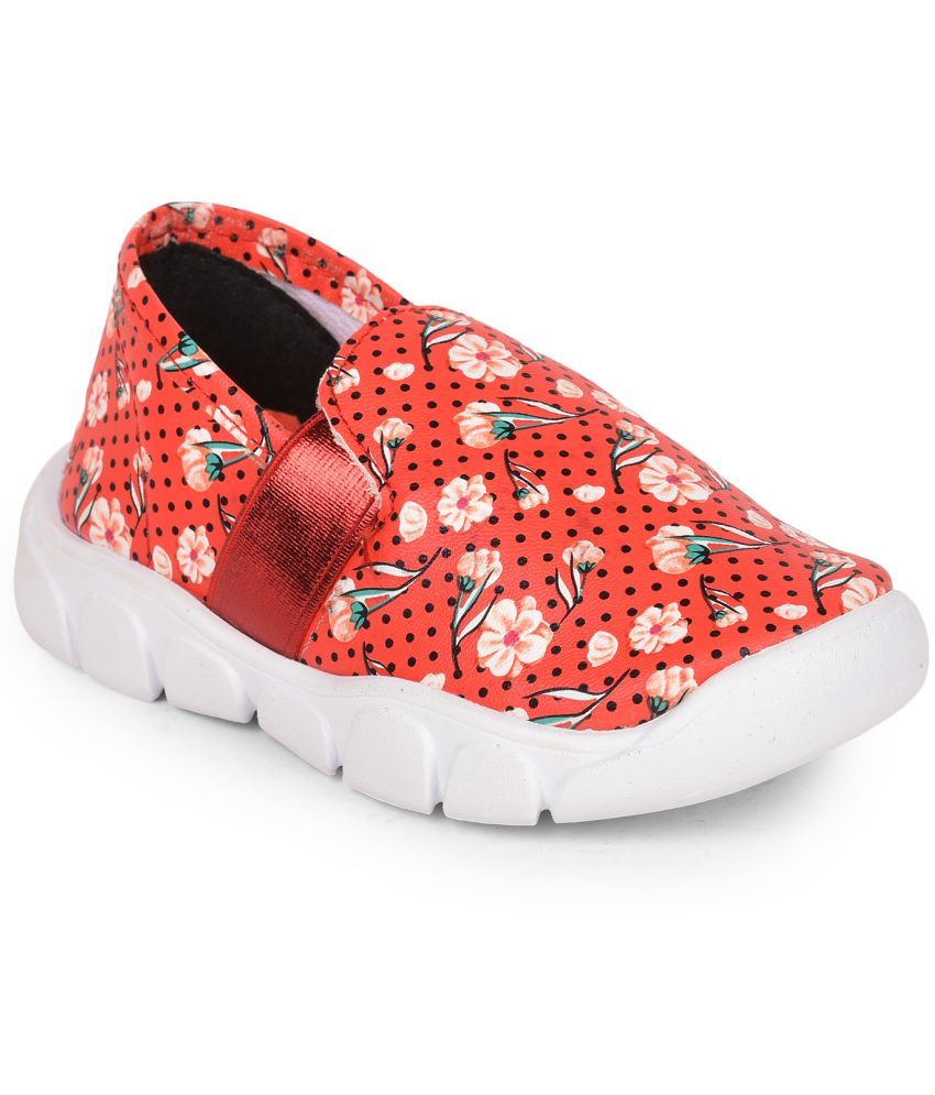     			Liberty By Lucy & Luke Red Kids Casual Non Lacing Shoes