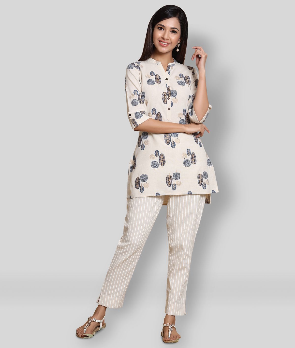     			Juniper Cotton Blend Printed Asymmetrical Women's Kurti - Off White ( Pack of 1 )