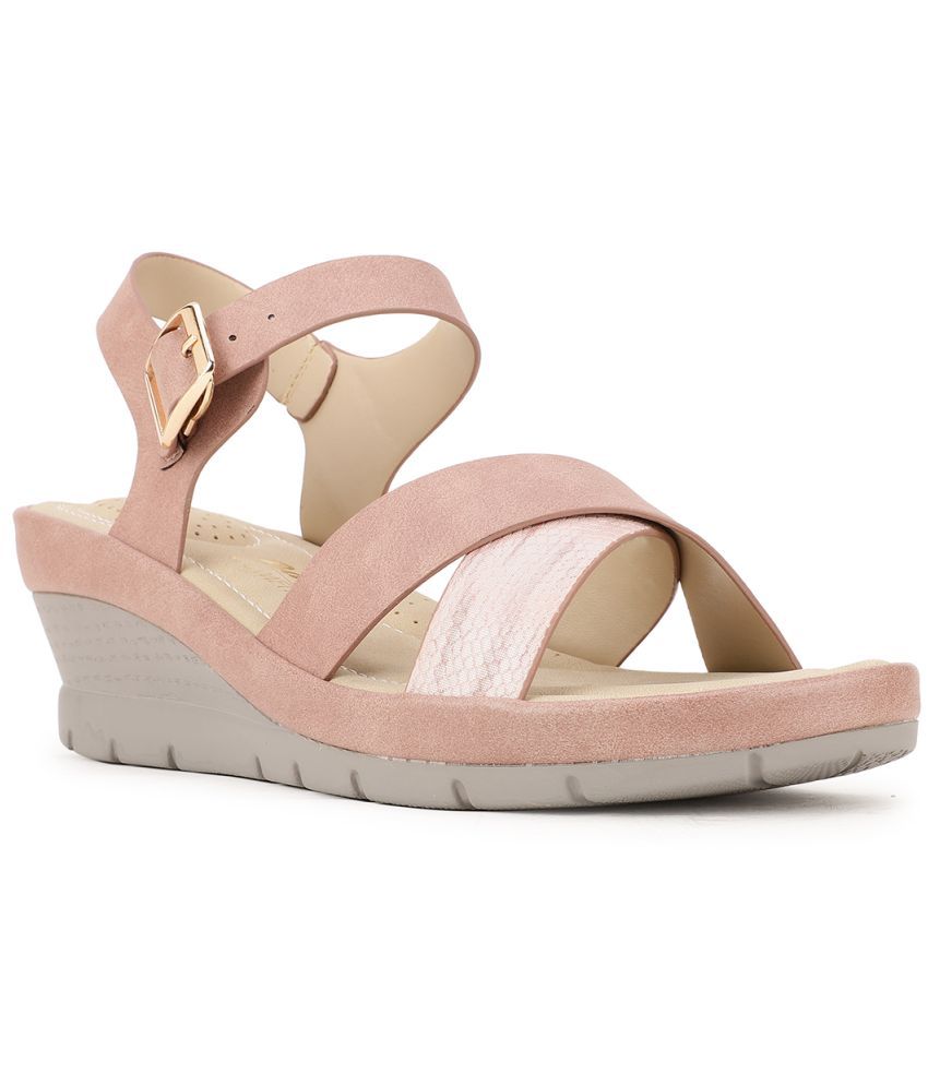     			Bata Comfit - Pink Women's Sandal Heels