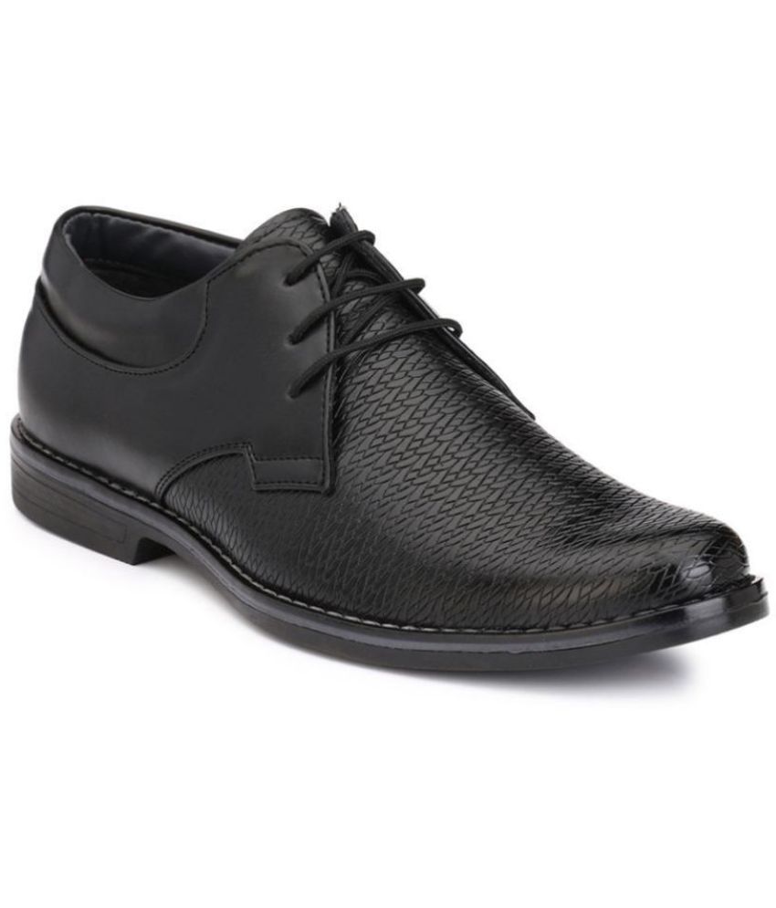 Leeport - Black Men's Derby Formal Shoes Price in India- Buy Leeport ...