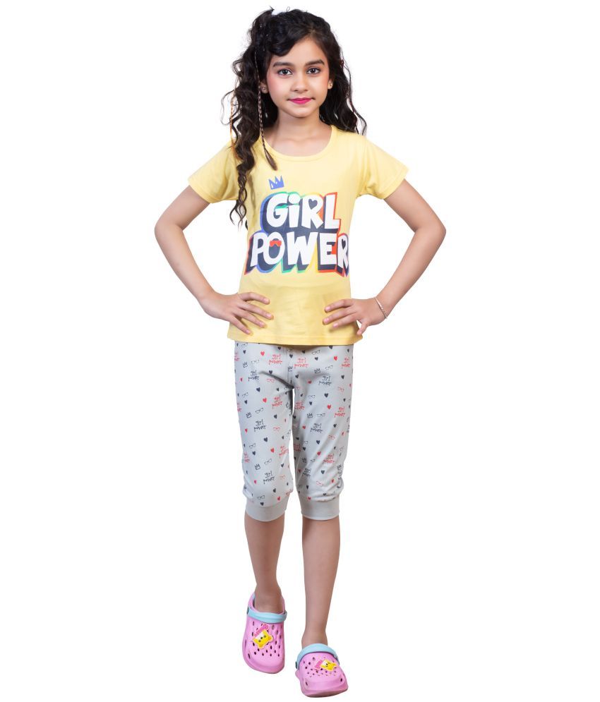     			Nottie planet - Golden Yellow Cotton Girls Night Suit Set ( Pack of 1 )